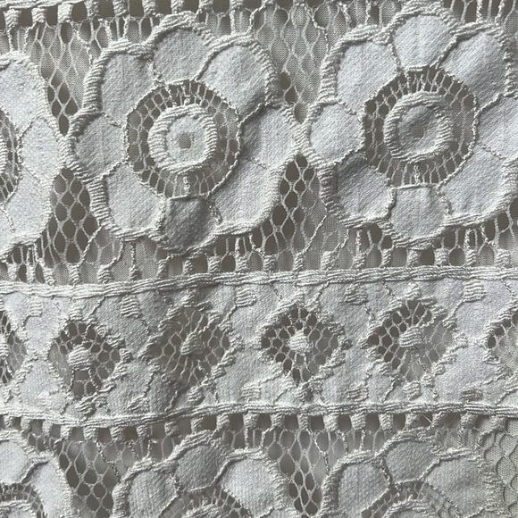 Half sleeve white blouse with floral detail - Picture 3 of 3